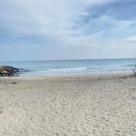 Sea View With Free Parking Πομόριε