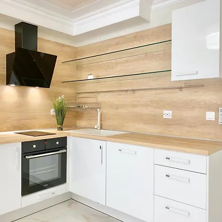 Sea View With Free Parking *