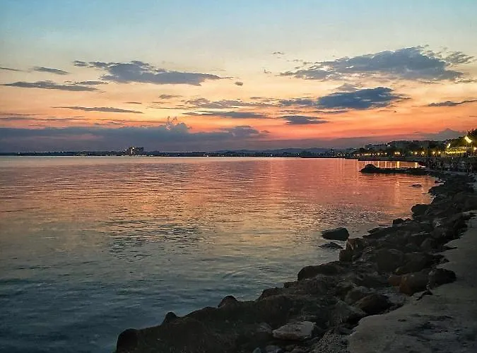 Appartamento Sea View With Free Parking
